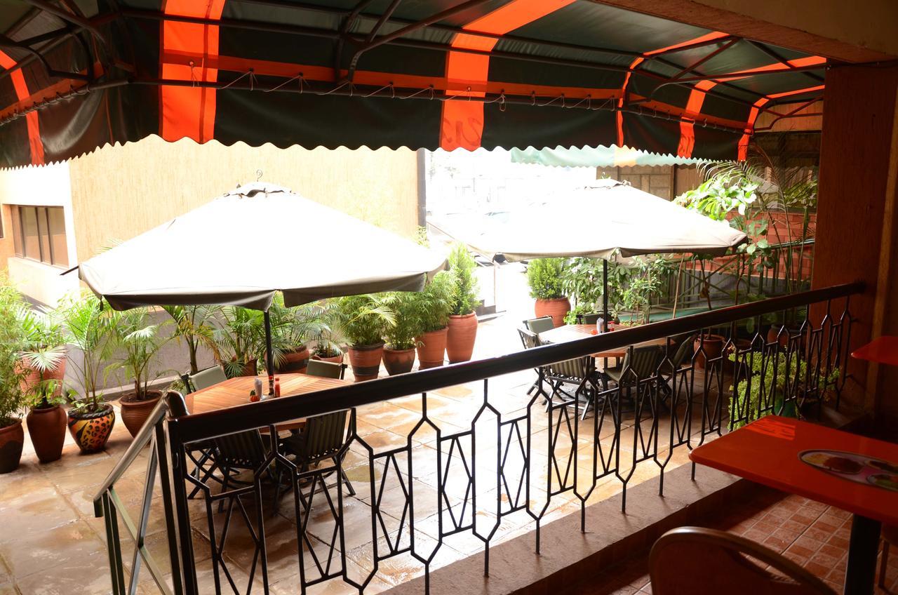UpperHill Blueberry Hotel Nairobi Exteriör bild